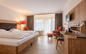 Hotel Sonnenhuegel